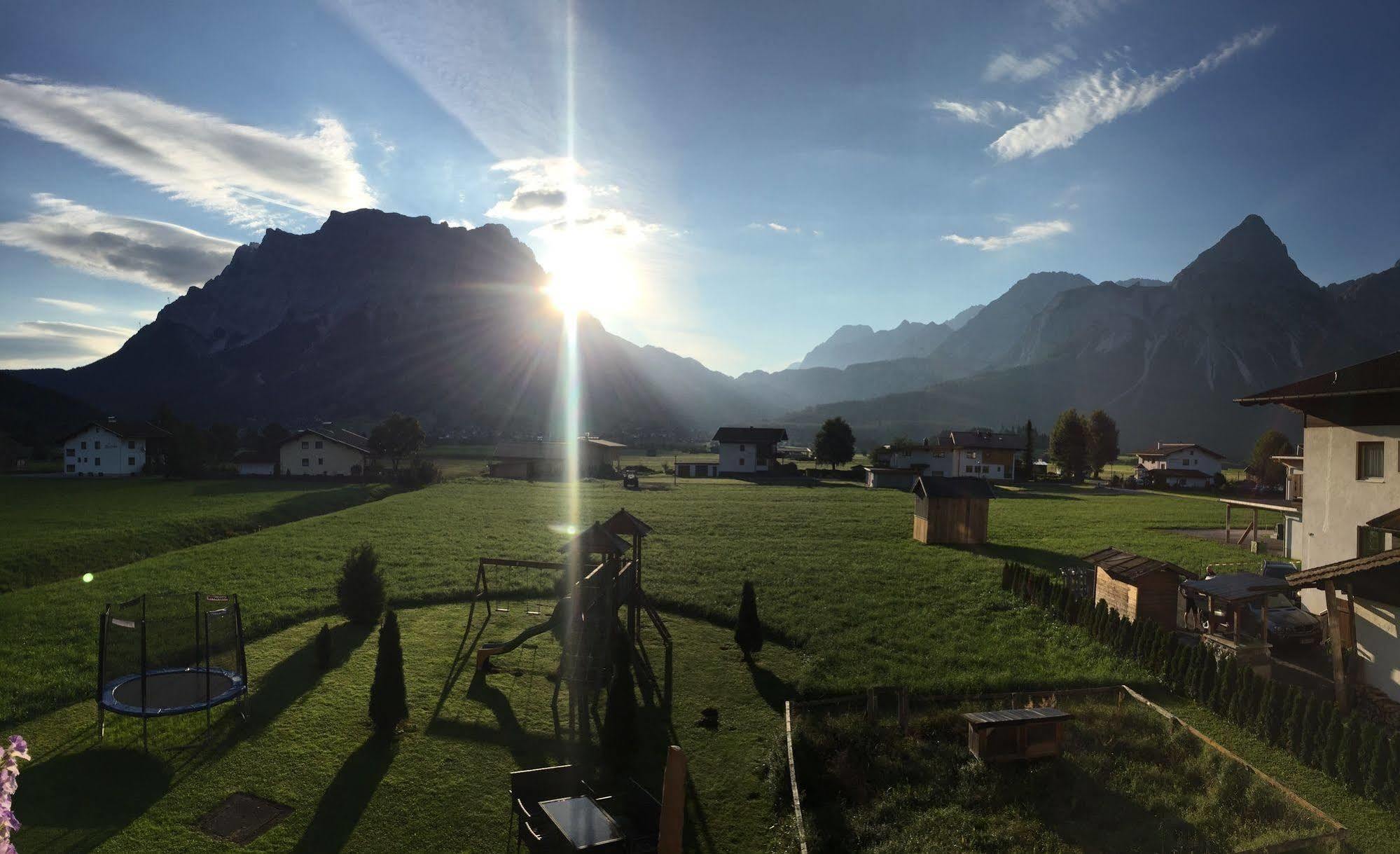 Gaestehaus Alpenblick 2*