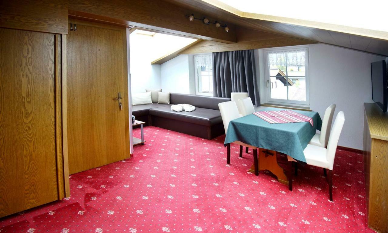 Gaestehaus Alpenblick Pensjonat Lermoos