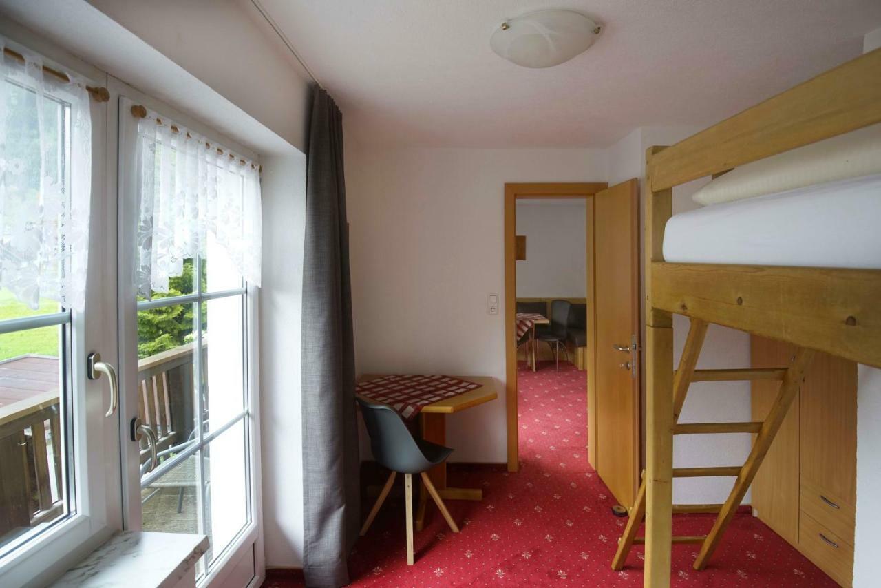 Gaestehaus Alpenblick Pensjonat 2*